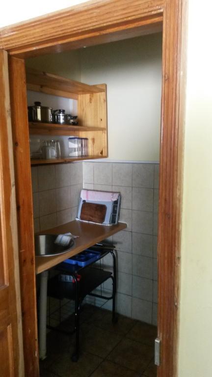 Boer En Brit Self Catering Accommodation Guesthouse 레이디스미스 외부 사진